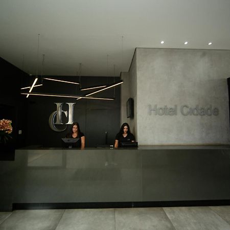 Hotel Cidade Araxá Buitenkant foto