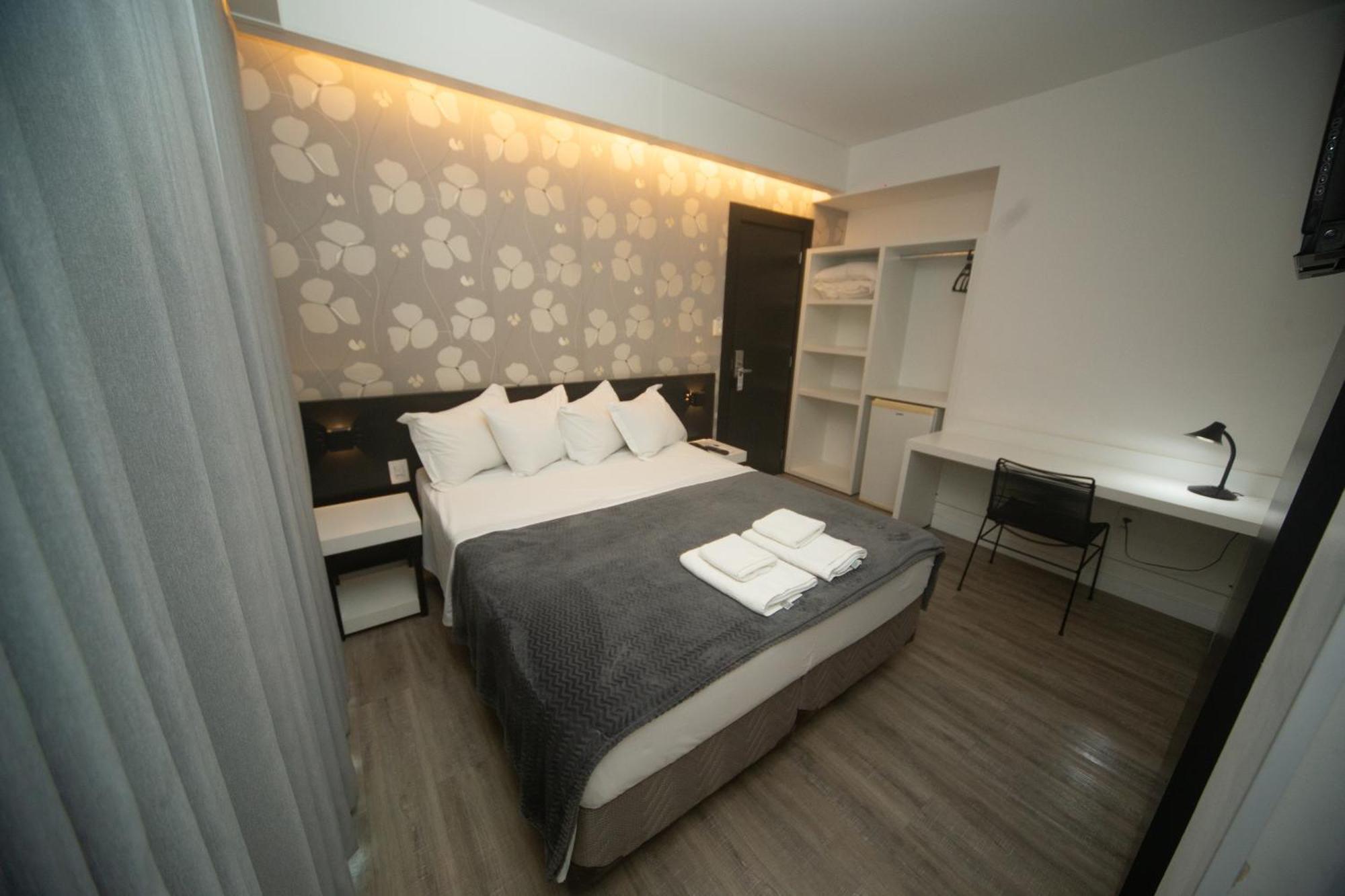 Hotel Cidade Araxá Buitenkant foto
