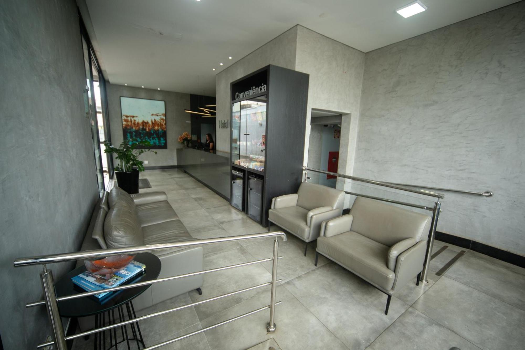 Hotel Cidade Araxá Buitenkant foto