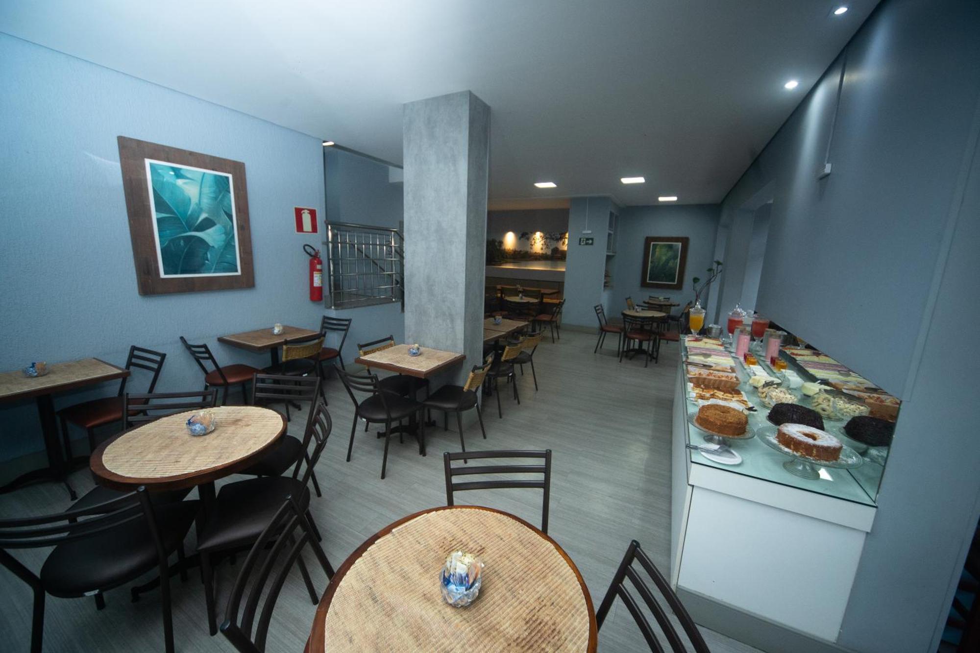 Hotel Cidade Araxá Buitenkant foto